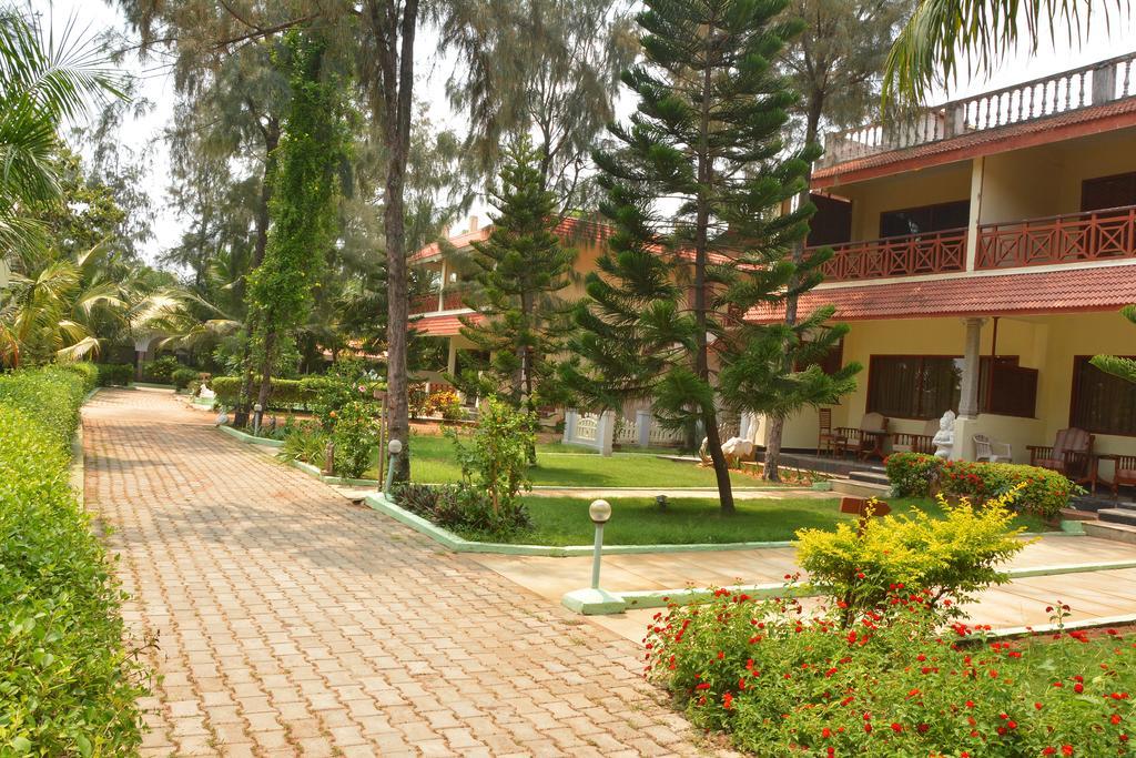 Sea Breeze Beach Resort Mahábalípuram Exteriér fotografie