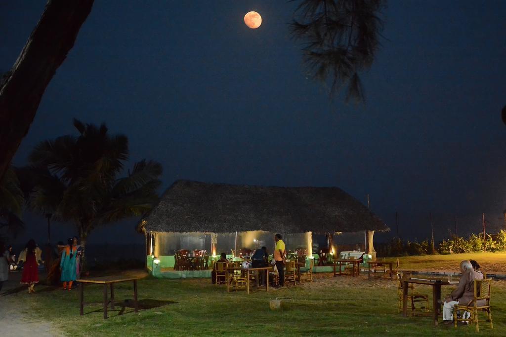 Sea Breeze Beach Resort Mahábalípuram Exteriér fotografie