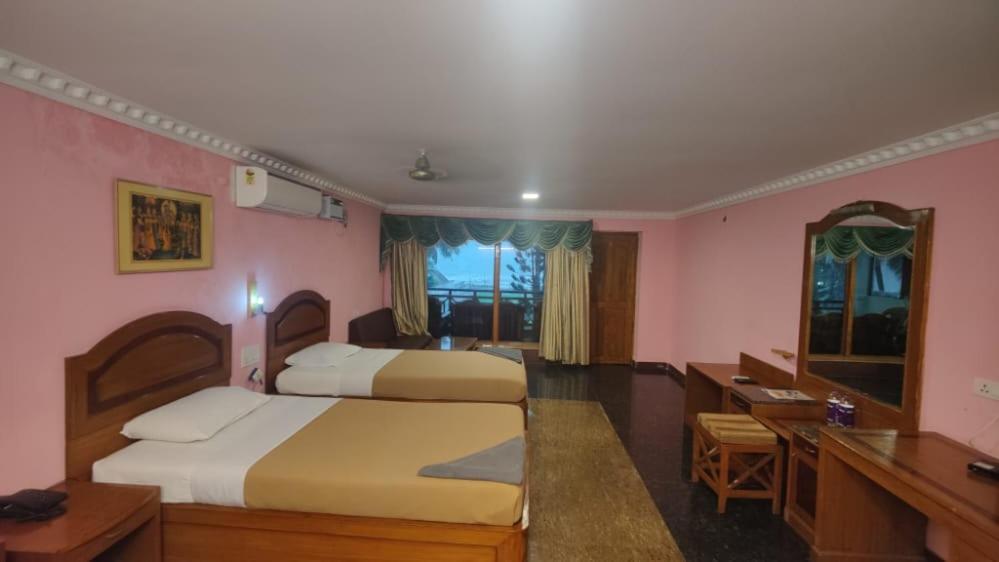 Sea Breeze Beach Resort Mahábalípuram Exteriér fotografie