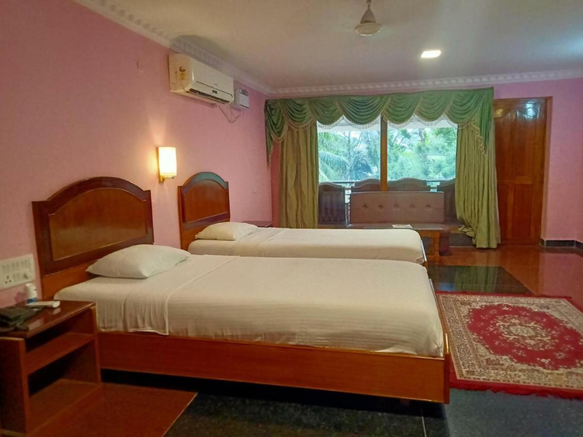 Sea Breeze Beach Resort Mahábalípuram Exteriér fotografie